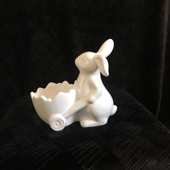 Easter bunny candy dish - Picture 3 of 4